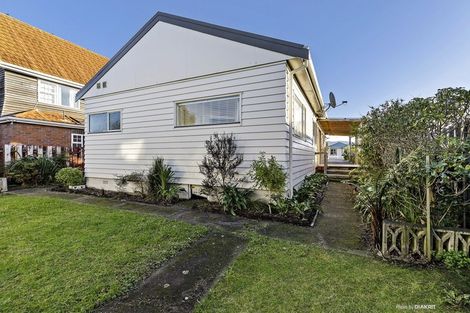 Photo of property in 12a Aparima Avenue, Miramar, Wellington, 6022