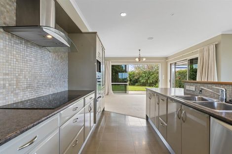Photo of property in 8 Donelle Place, Te Puke, 3119