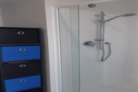 Photo of property in 390-392 Jackson Street, Petone, Lower Hutt, 5012