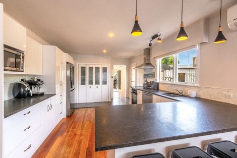 Photo of property in 10 Ireland Place, Pirimai, Napier, 4112