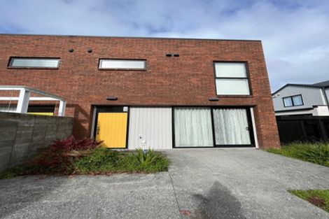 Photo of property in 16 Uku Lane, Hobsonville, Auckland, 0616