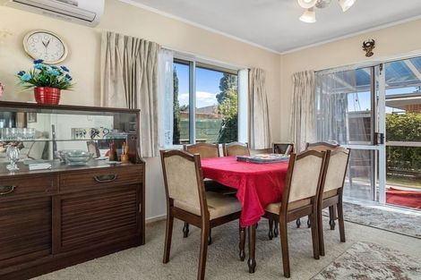 Photo of property in 14 Pemberton Crescent, Greerton, Tauranga, 3112