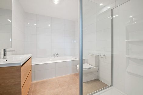 Photo of property in 18 Rautahi Street, Flat Bush, Auckland, 2019