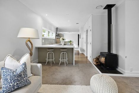 Photo of property in 41 Cluny Road, Plimmerton, Porirua, 5026