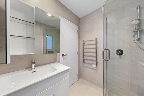 Photo of property in 6 Finn Place, Mount Wellington, Auckland, 1060