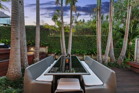 Photo of property in 1/8 The Esplanade, Campbells Bay, Auckland, 0630