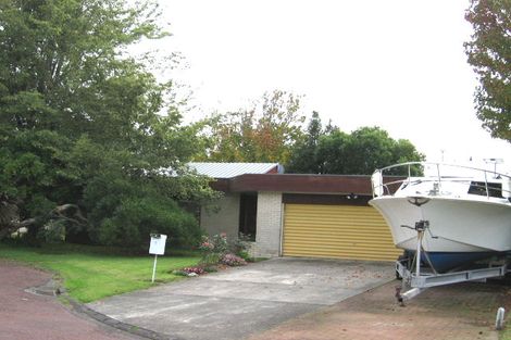 Photo of property in 7 Adonis Place, Half Moon Bay, Auckland, 2012