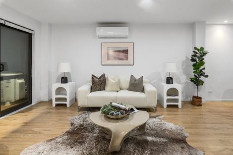 Photo of property in 2c Fowler Street, Northcote, Auckland, 0627