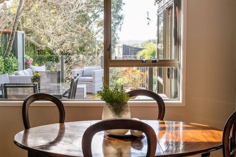 Photo of property in 10 Peregrine Place, Birkenhead, Auckland, 0626