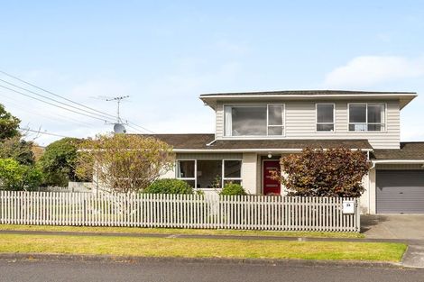 Photo of property in 2a Sylvan Avenue, Waikanae, 5036