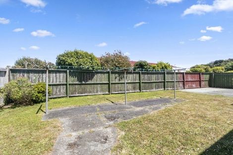 Photo of property in 18b Reese Jones Grove, Maungaraki, Lower Hutt, 5010