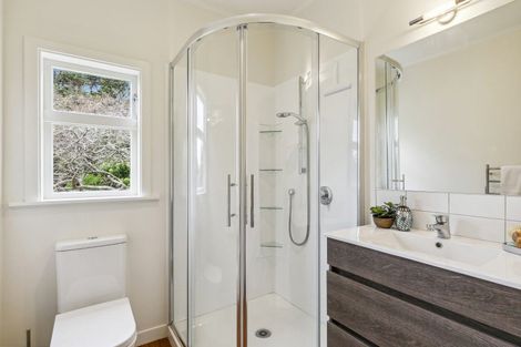 Photo of property in 109 Karori Road, Karori, Wellington, 6012