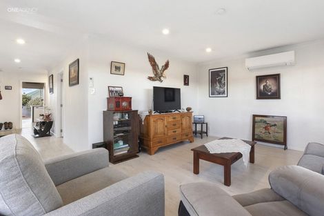 Photo of property in 262 Main North Road, Redwood, Christchurch, 8051