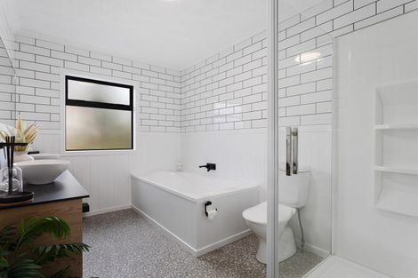 Photo of property in 11 Berg Place, Whakatane, 3120
