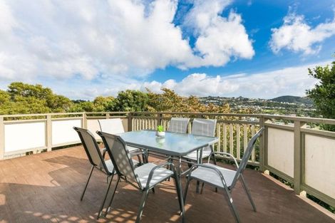 Photo of property in 32 Dominica Crescent, Grenada Village, Wellington, 6037