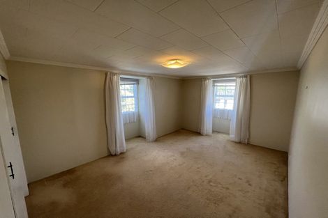 Photo of property in 2 Avon Street, Levin, 5510