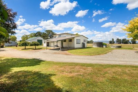 Photo of property in 17 Coulters Line, Kiwitea, Feilding, 4777