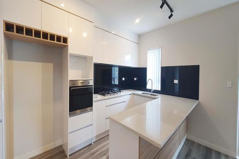 Photo of property in 16 Perkins Street, Papakura, 2110