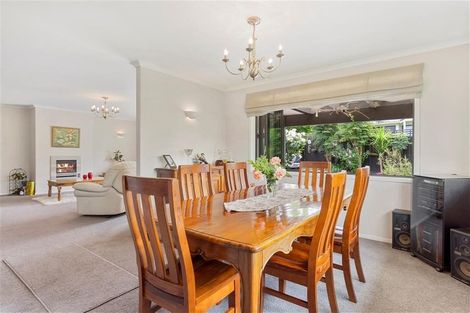 Photo of property in 24 Redhaven Place, Bethlehem, Tauranga, 3110