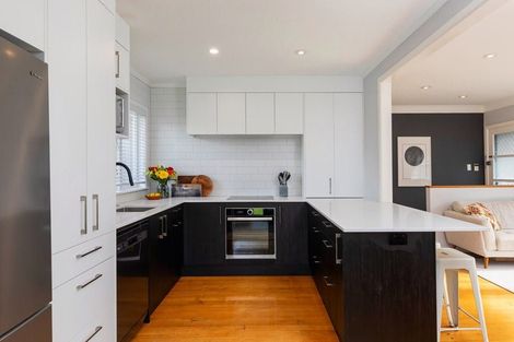 Photo of property in 41b Wallace Road, Mangere Bridge, Auckland, 2022