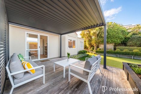 Photo of property in 115 Normandale Road, Normandale, Lower Hutt, 5010