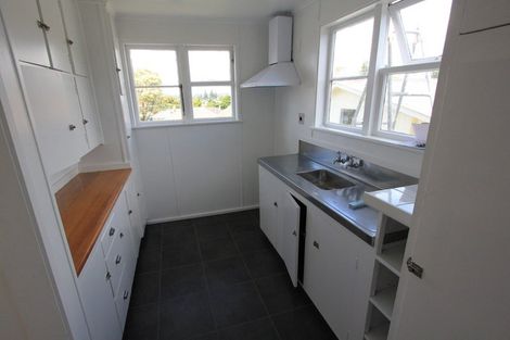 Photo of property in 8 Huxley Place, Glen Innes, Auckland, 1072