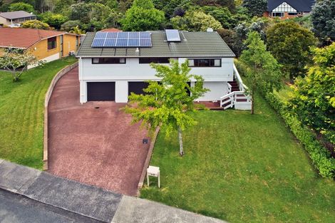 Photo of property in 172 Wiseley Road, West Harbour, Auckland, 0618