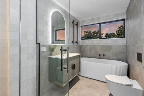 Photo of property in 2/105 Tomes Road, St Albans, Christchurch, 8052