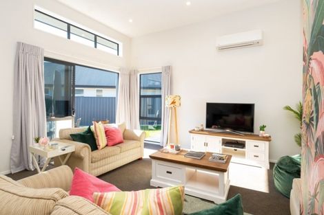 Photo of property in 130 Brookvale Road, Havelock North, 4130