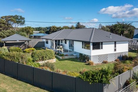 Photo of property in 200 Moturata Road, Taieri Beach, Brighton, 9091