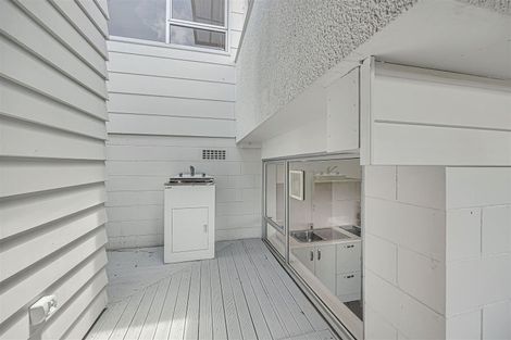 Photo of property in 4 Bacot Place, Howick, Auckland, 2014