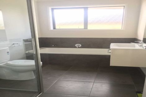 Photo of property in 12 Rainsford Road, Pukekohe, 2120