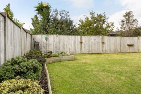 Photo of property in 5 Puketi Lane, Waiuku, 2123