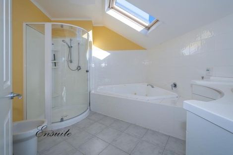 Photo of property in 28 Burnton Street, Epuni, Lower Hutt, 5011