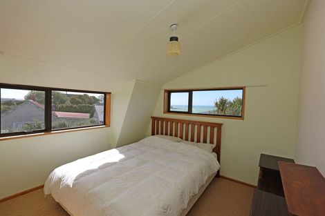 Photo of property in 17 Burnett Street, Kakanui, Oamaru, 9495