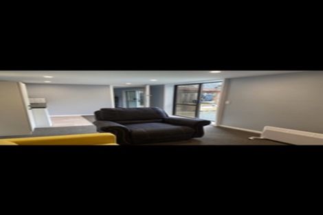 Photo of property in 53 Victory Crescent, Tawa, Wellington, 5028