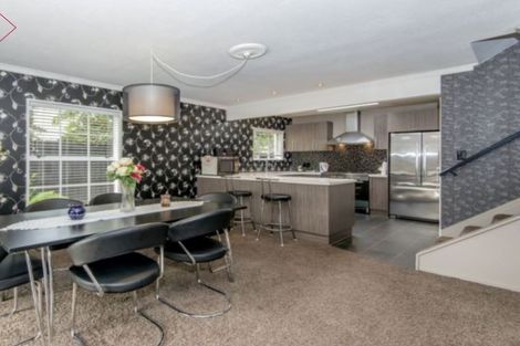 Photo of property in 2/244 Memorial Avenue, Burnside, Christchurch, 8053