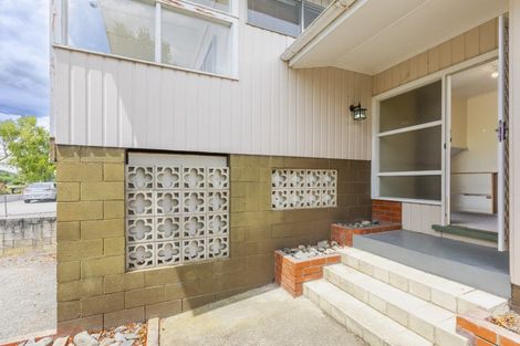 Photo of property in 64 Mount Herbert Road, Waipukurau, 4200