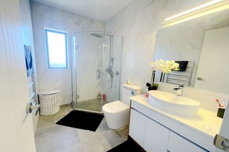 Photo of property in 7 Papaview Road, Papakura, 2110