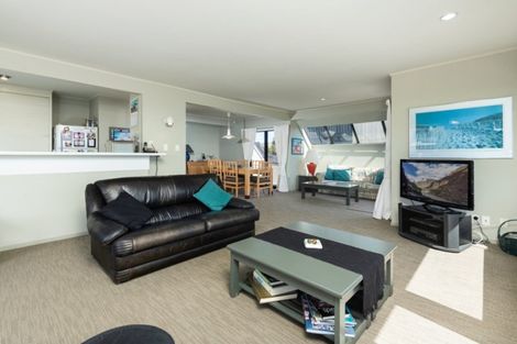 Photo of property in 445a Oceanbeach Road, Mount Maunganui, 3116