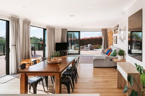 Photo of property in 4 Estates Terrace, Welcome Bay, Tauranga, 3175