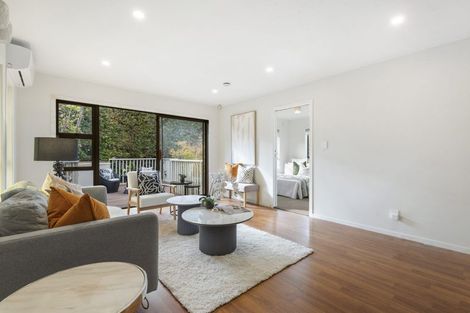 Photo of property in 1/94 Glamorgan Drive, Torbay, Auckland, 0630