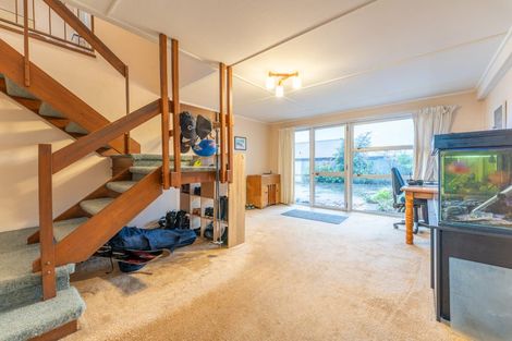 Photo of property in 2/95 Avenue Road, West End, Timaru, 7910