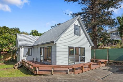 Photo of property in 29a Auld Street, Torbay, Auckland, 0630