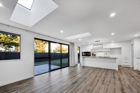 Photo of property in 74 Turuturu Road, Hawera, 4674