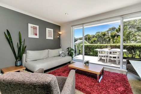 Photo of property in 42 Landing Road, Titirangi, Auckland, 0604