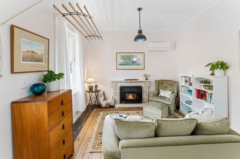 Photo of property in 24 Arrow Street, Wakefield, 7025