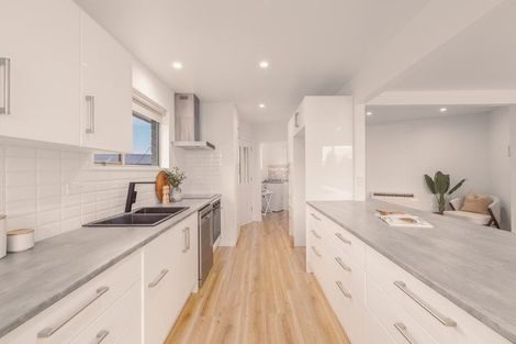 Photo of property in 96a Springs Road, Hornby, Christchurch, 8042