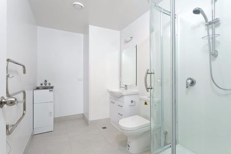 Photo of property in 8/26 Railway Street West, Papakura, 2110