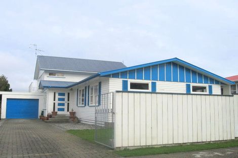 Photo of property in 59 Oakleigh Street, Maungaraki, Lower Hutt, 5010